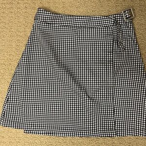 Brandy Melville skirt